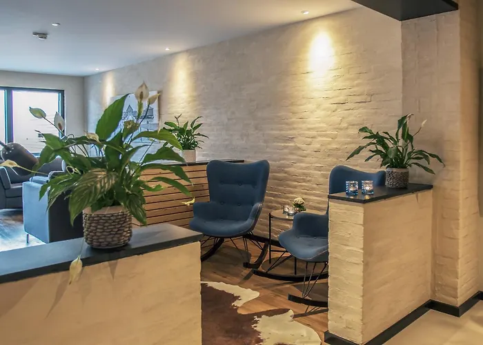 Hotel 6400